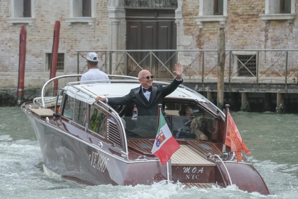 Jeff Bezos in boat