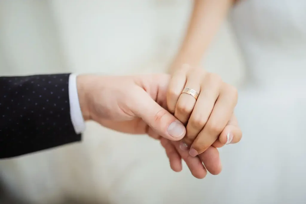 beautiful engagement hands 