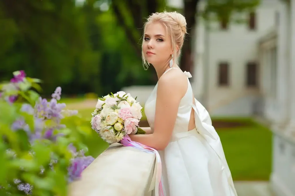 Daisies themed bride dress